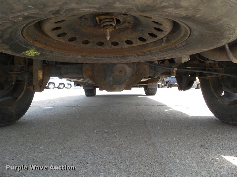 image for item L5605 2012 Chevrolet Silverado 1500 LT Crew Cab pickup truck