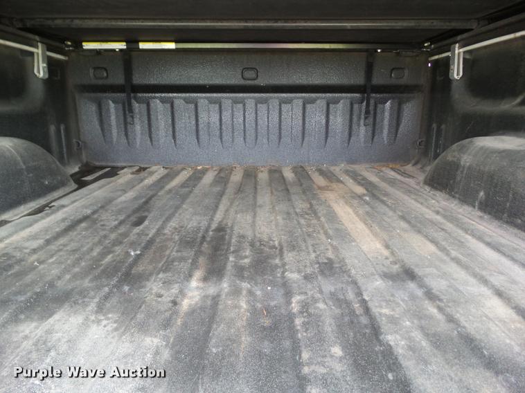 image for item L5605 2012 Chevrolet Silverado 1500 LT Crew Cab pickup truck