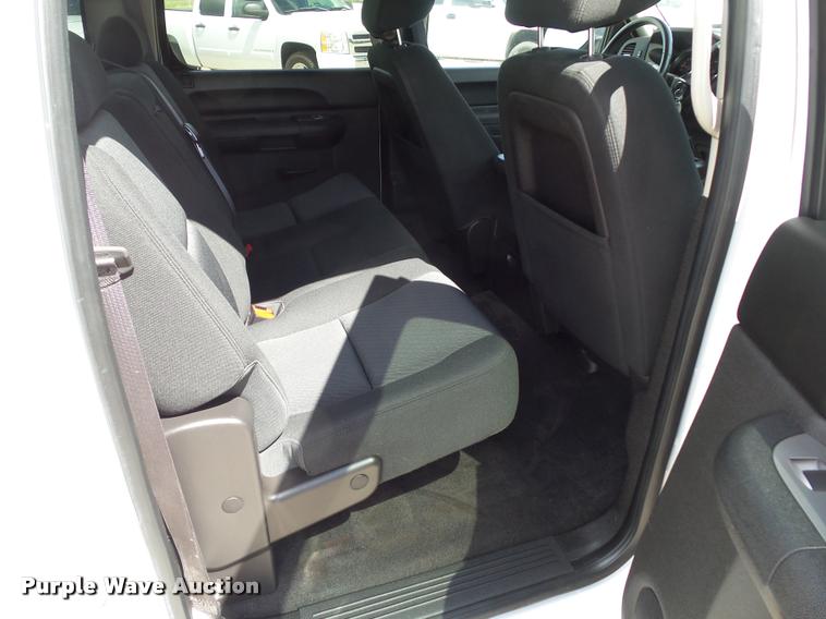 image for item L5605 2012 Chevrolet Silverado 1500 LT Crew Cab pickup truck