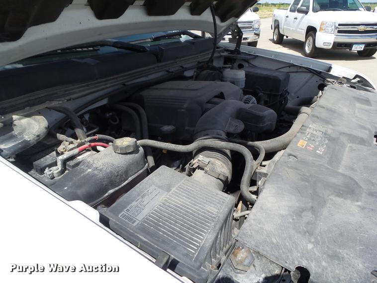 image for item L5605 2012 Chevrolet Silverado 1500 LT Crew Cab pickup truck