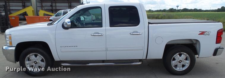image for item L5606 2012 Chevrolet Silverado 1500 LT Crew Cab pickup truck