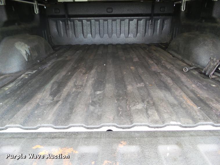 image for item L5606 2012 Chevrolet Silverado 1500 LT Crew Cab pickup truck