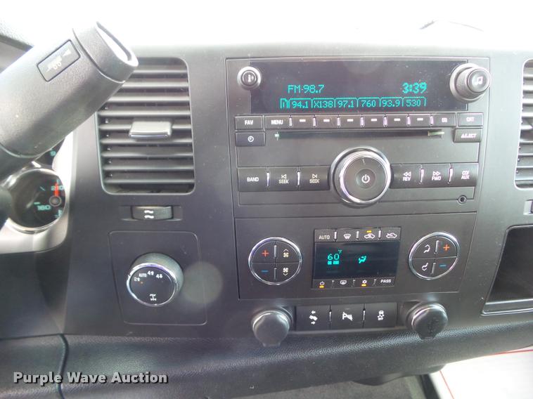 image for item L5606 2012 Chevrolet Silverado 1500 LT Crew Cab pickup truck