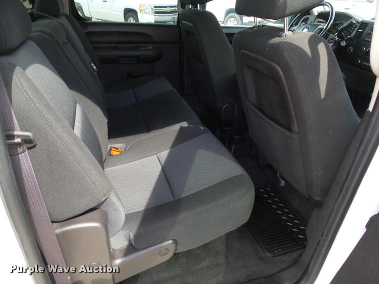 image for item L5606 2012 Chevrolet Silverado 1500 LT Crew Cab pickup truck