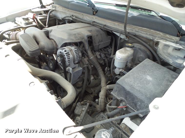 image for item L5606 2012 Chevrolet Silverado 1500 LT Crew Cab pickup truck