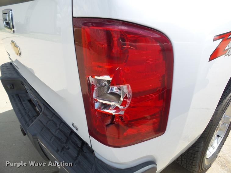 image for item L5606 2012 Chevrolet Silverado 1500 LT Crew Cab pickup truck