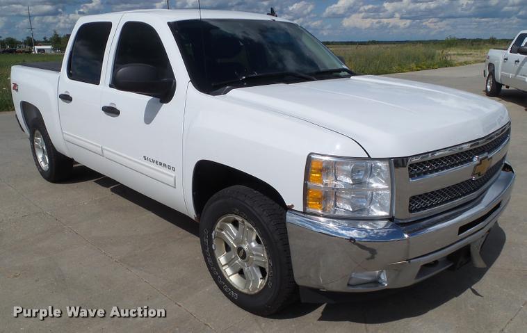 image for item L5607 2012 Chevrolet Silverado 1500 LT Crew Cab pickup truck