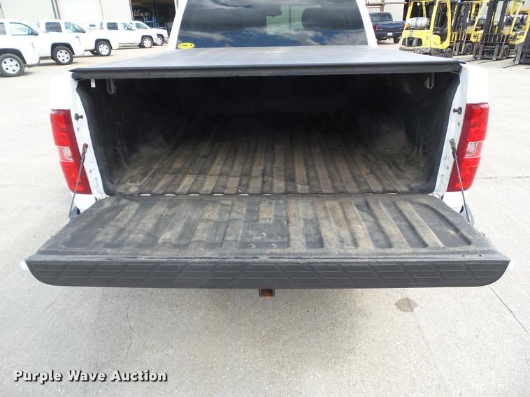 image for item L5607 2012 Chevrolet Silverado 1500 LT Crew Cab pickup truck