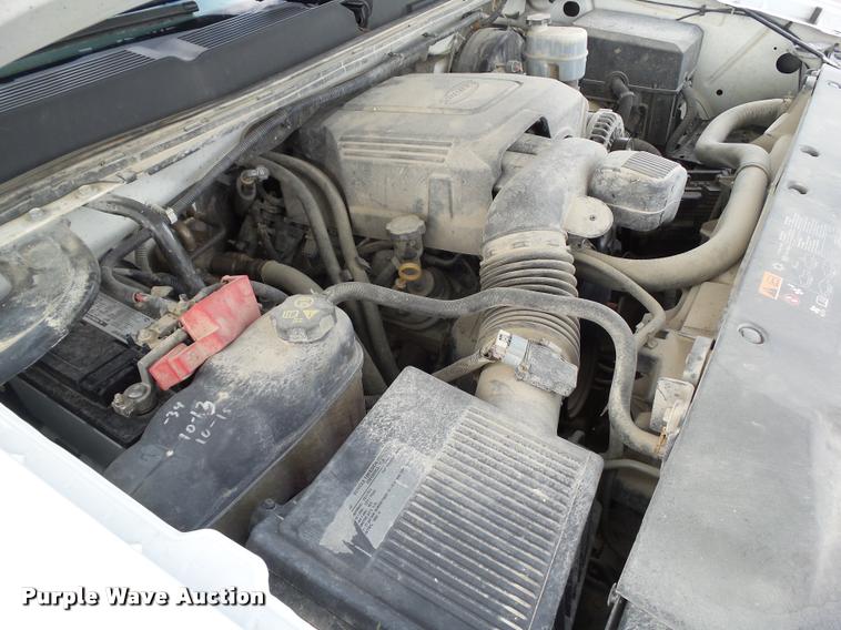 image for item L5608 2011 Chevrolet Silverado 1500 LT Crew Cab pickup truck