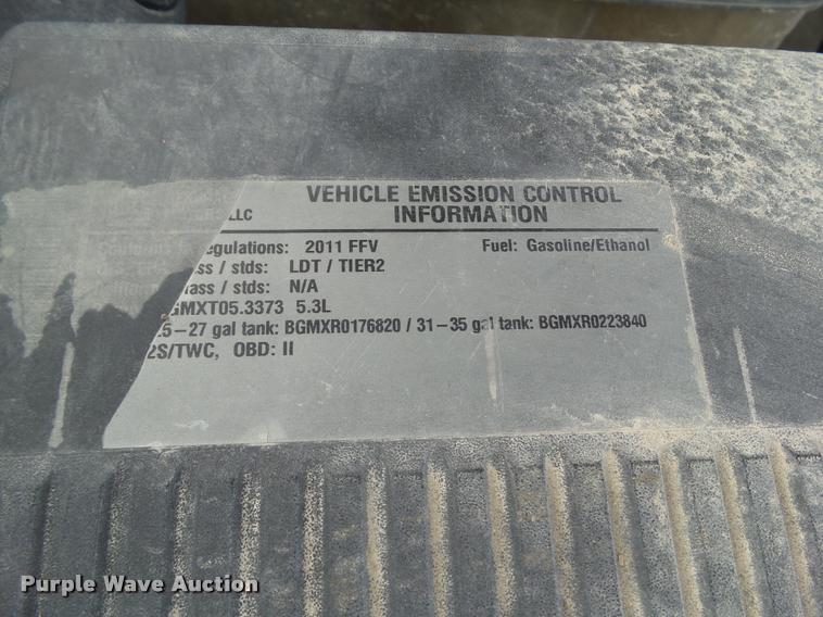 image for item L5608 2011 Chevrolet Silverado 1500 LT Crew Cab pickup truck