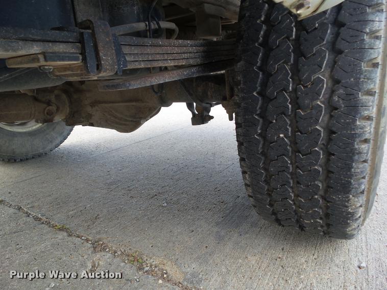 image for item L5611 2007 Chevrolet Silverado Classic 2500HD Ext. Cab pickup truck