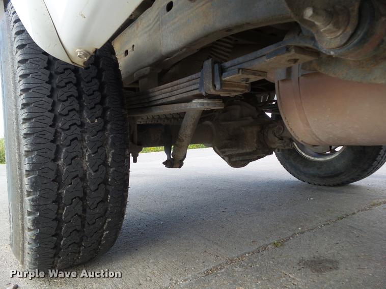 image for item L5611 2007 Chevrolet Silverado Classic 2500HD Ext. Cab pickup truck