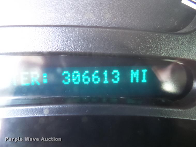 image for item L5611 2007 Chevrolet Silverado Classic 2500HD Ext. Cab pickup truck