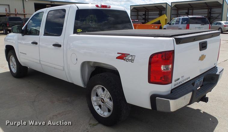 image for item L5613 2012 Chevrolet Silverado 1500 LT Crew Cab pickup truck