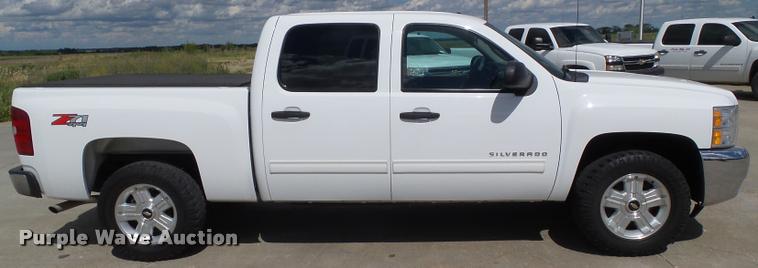 image for item L5613 2012 Chevrolet Silverado 1500 LT Crew Cab pickup truck
