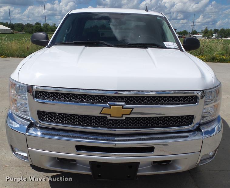 image for item L5613 2012 Chevrolet Silverado 1500 LT Crew Cab pickup truck
