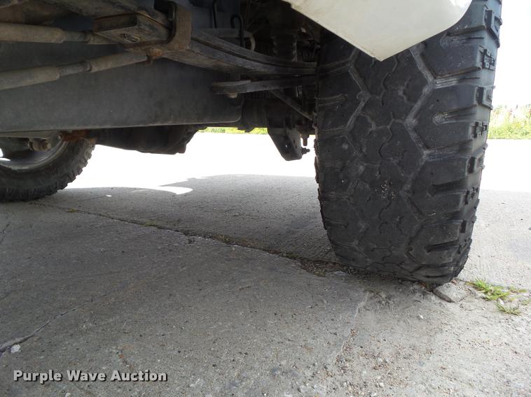 image for item L5613 2012 Chevrolet Silverado 1500 LT Crew Cab pickup truck