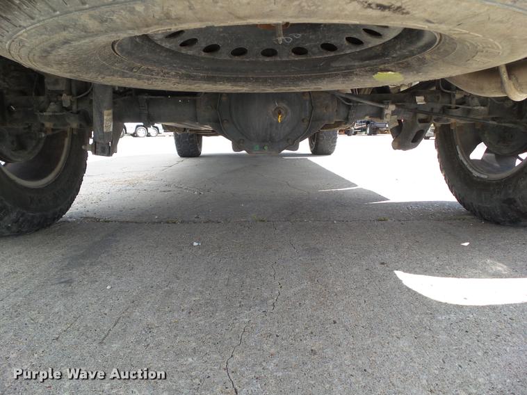 image for item L5613 2012 Chevrolet Silverado 1500 LT Crew Cab pickup truck