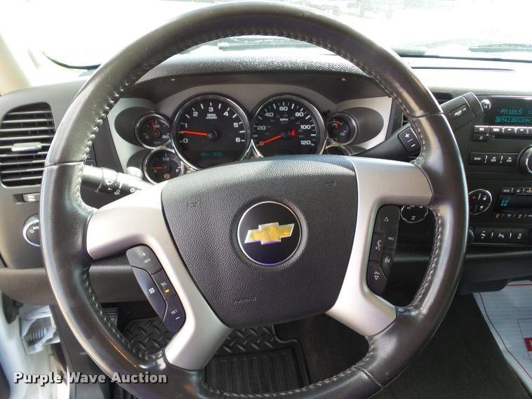 image for item L5613 2012 Chevrolet Silverado 1500 LT Crew Cab pickup truck