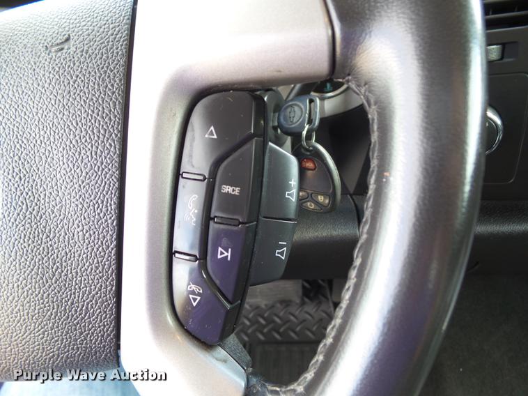 image for item L5613 2012 Chevrolet Silverado 1500 LT Crew Cab pickup truck