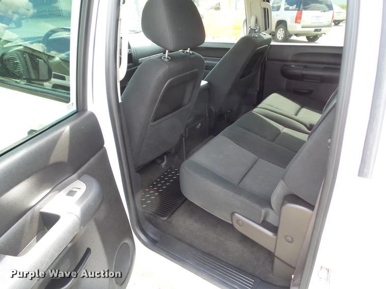 image for item L5613 2012 Chevrolet Silverado 1500 LT Crew Cab pickup truck