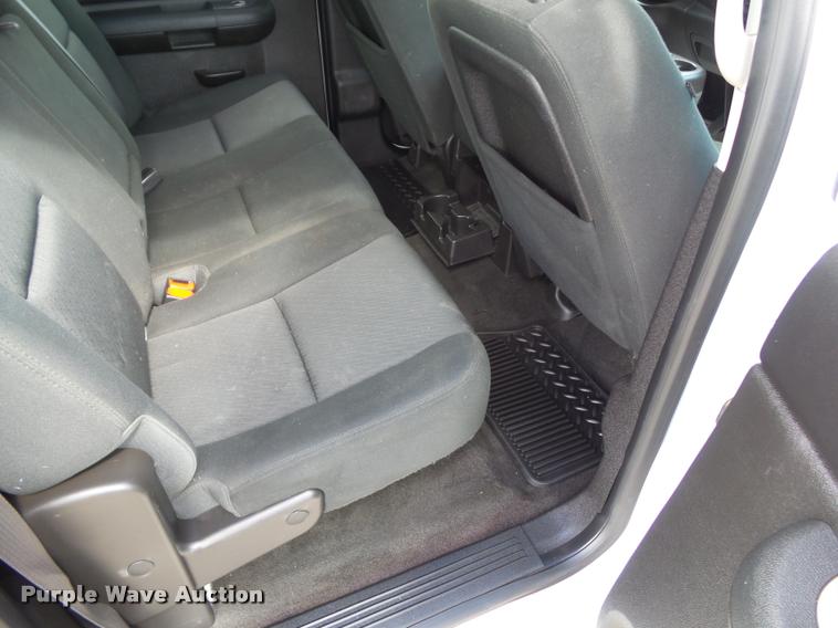 image for item L5613 2012 Chevrolet Silverado 1500 LT Crew Cab pickup truck