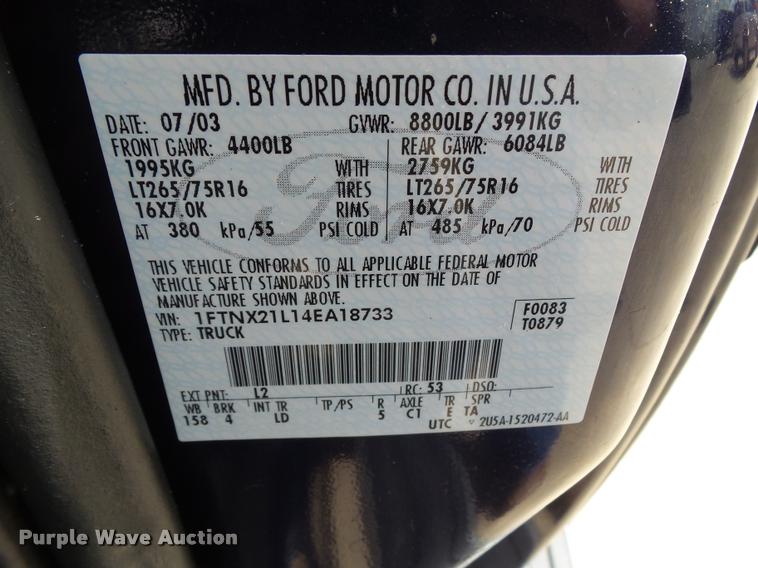 image for item L5614 2004 Ford F250 Super Duty XLT SuperCab pickup truck