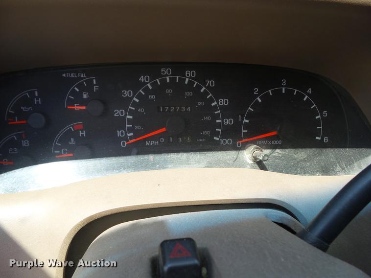 image for item L5615 1999 Ford F250 Super Duty SuperCab pickup truck