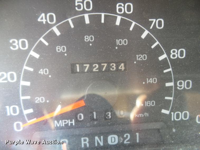 image for item L5615 1999 Ford F250 Super Duty SuperCab pickup truck