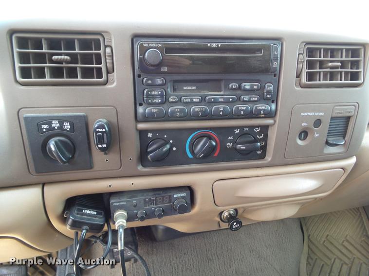 image for item L5615 1999 Ford F250 Super Duty SuperCab pickup truck