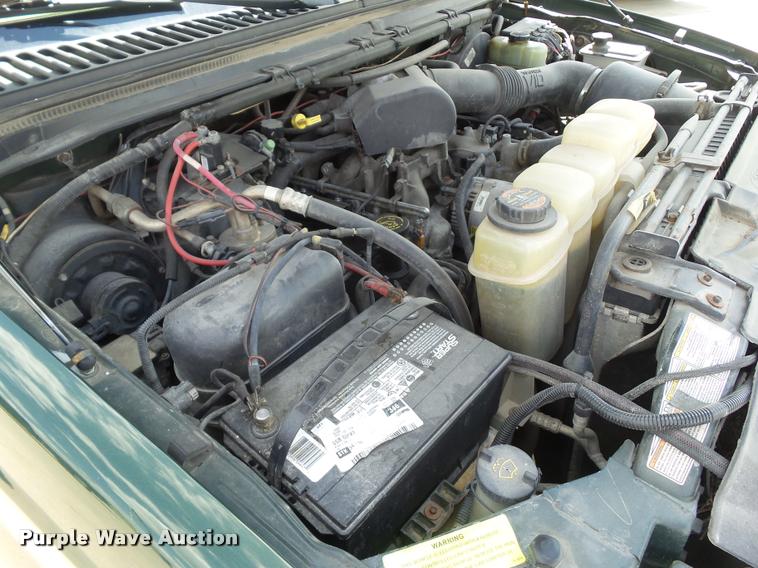 image for item L5615 1999 Ford F250 Super Duty SuperCab pickup truck