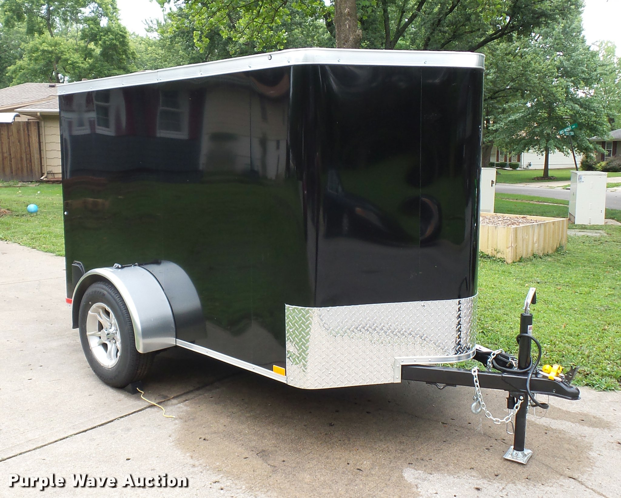 2017 Doolittle enclosed cargo trailer in Grandview, MO Item L4721
