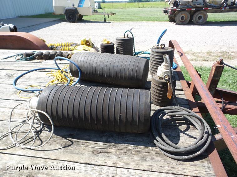 image for item BI9658 Inflatable pipe plugs