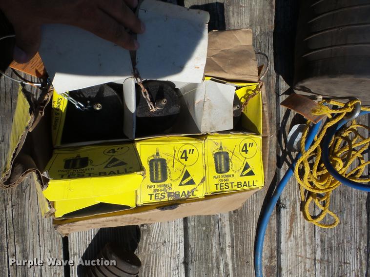 image for item BI9658 Inflatable pipe plugs