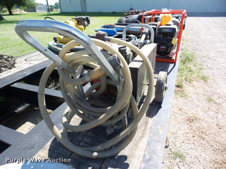 image for item BI9664 1999 Cherne 099-244 manhole vacuum tester