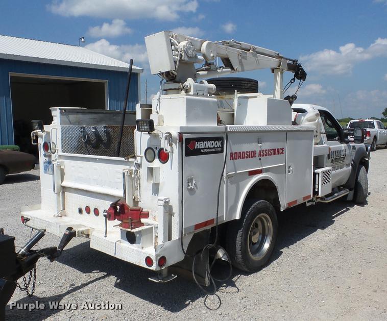 image for item BI9669 2005 Ford F550 service truck