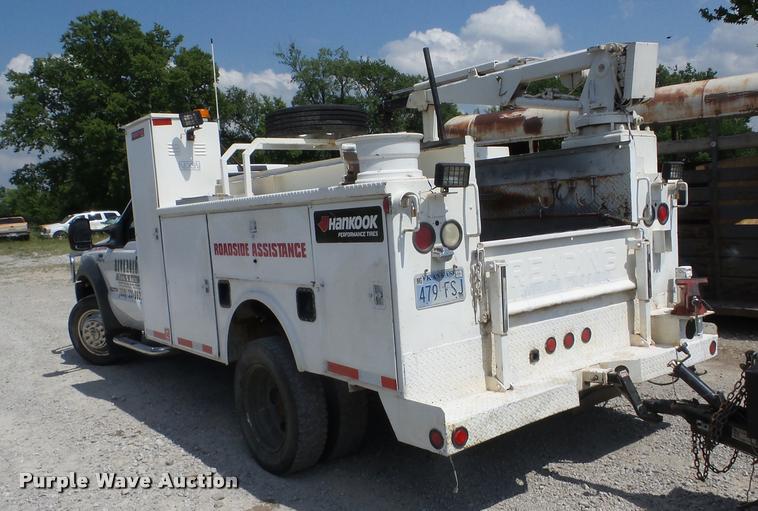 image for item BI9669 2005 Ford F550 service truck