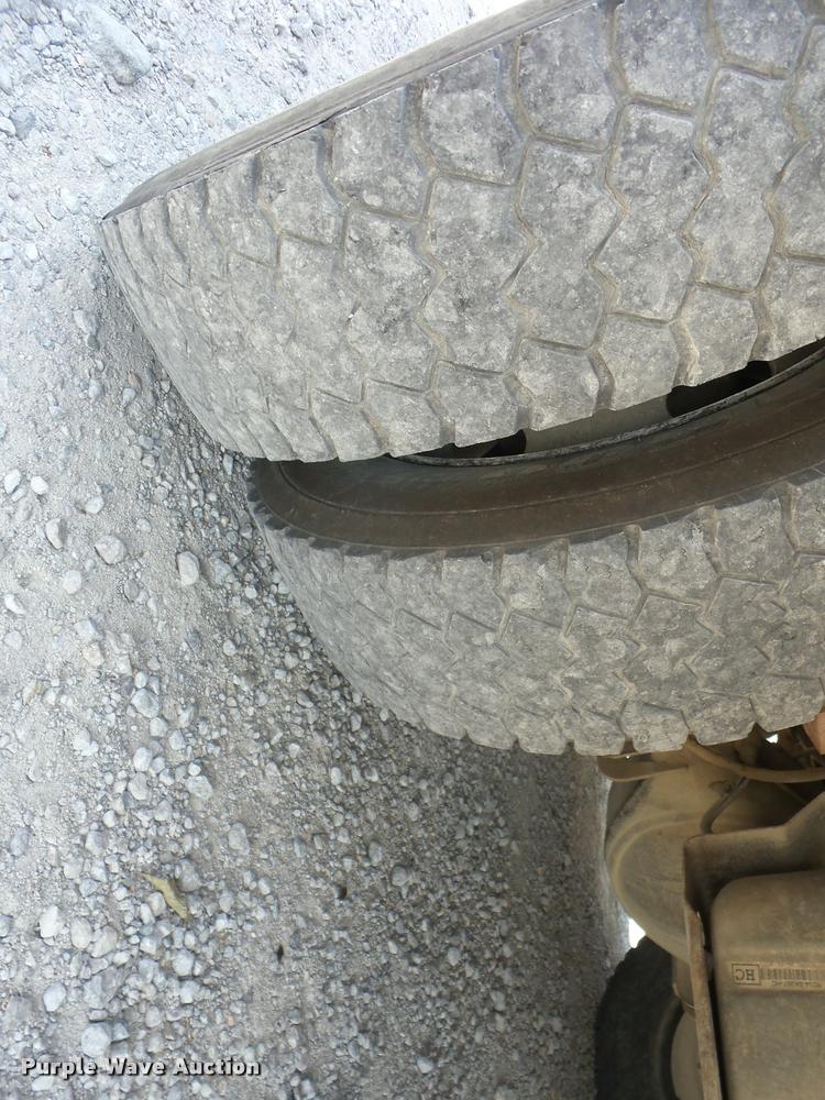 image for item BI9669 2005 Ford F550 service truck