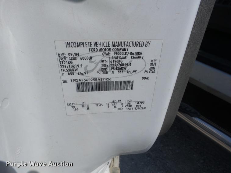 image for item BI9669 2005 Ford F550 service truck