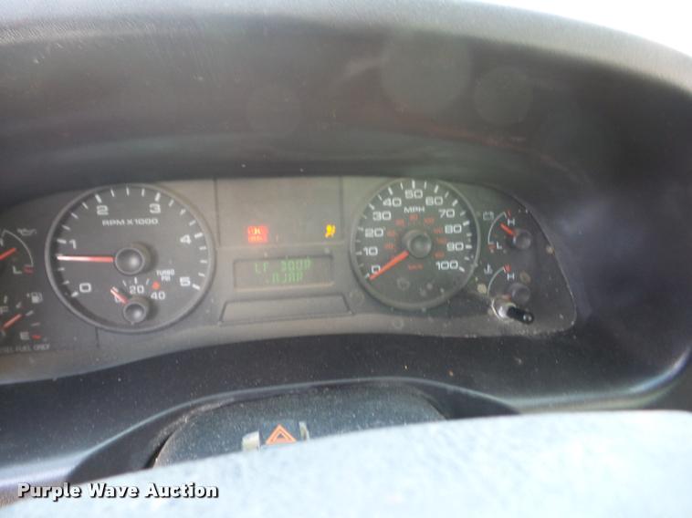 image for item BI9669 2005 Ford F550 service truck