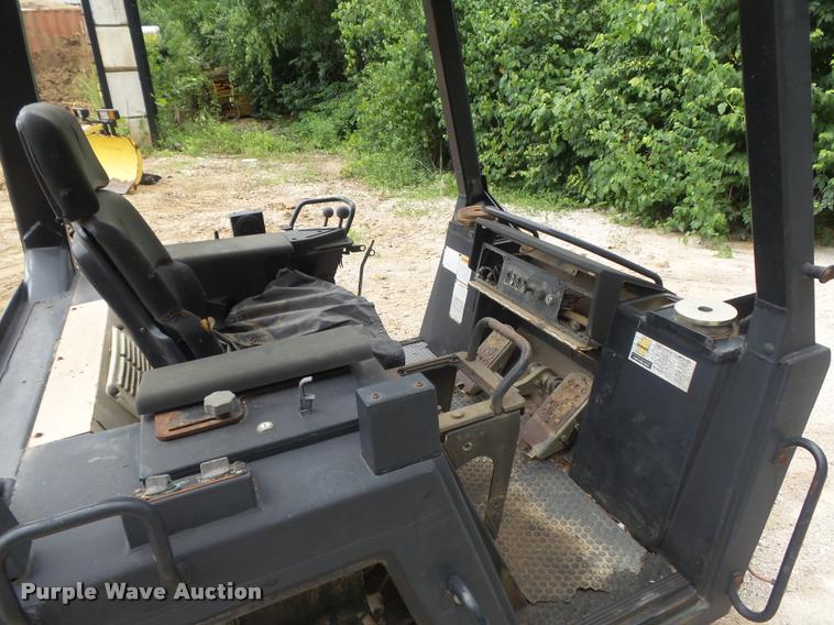 image for item CC9576 Caterpillar 953C cab