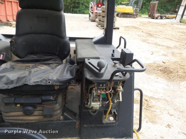 image for item CC9576 Caterpillar 953C cab