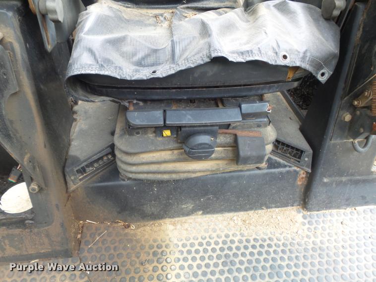 image for item CC9576 Caterpillar 953C cab