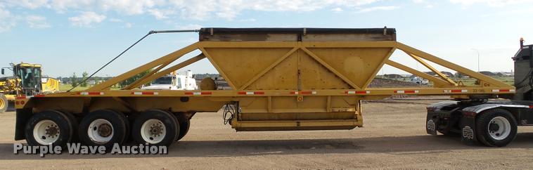 image for item DA1115 1984 Red River bottom dump trailer