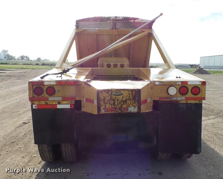 image for item DA1115 1984 Red River bottom dump trailer