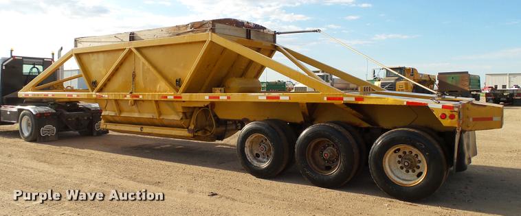 image for item DA1115 1984 Red River bottom dump trailer