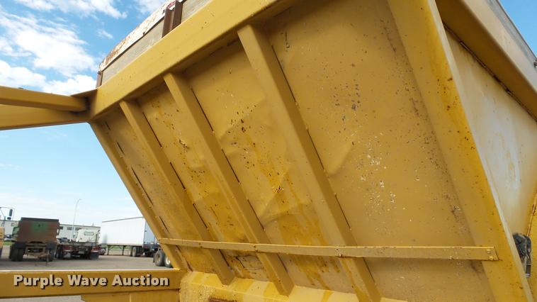 image for item DA1115 1984 Red River bottom dump trailer