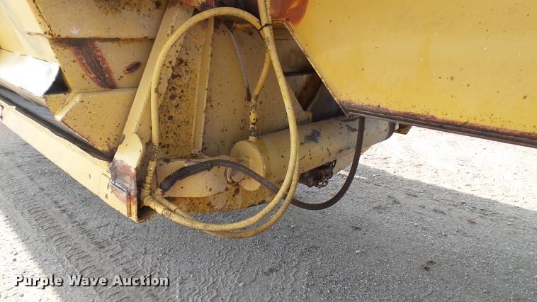 image for item DA1115 1984 Red River bottom dump trailer