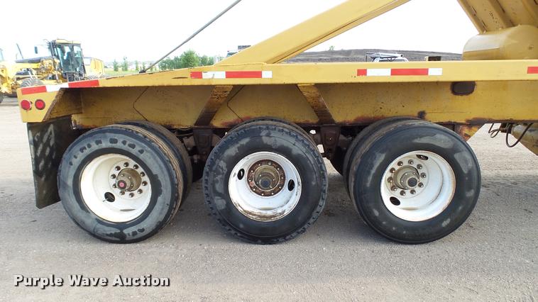 image for item DA1115 1984 Red River bottom dump trailer