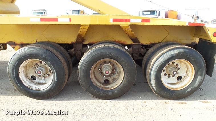 image for item DA1115 1984 Red River bottom dump trailer